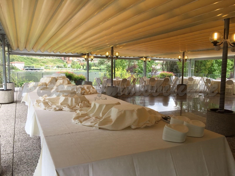 Endine Gaiano, Hotel-Ristorante sul lago