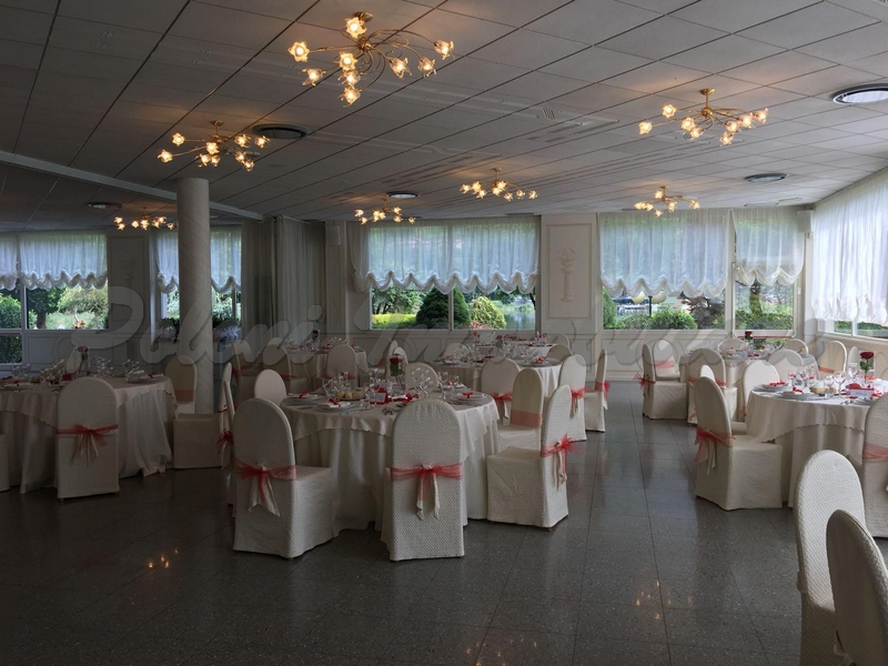 Endine Gaiano, Hotel-Ristorante sul lago